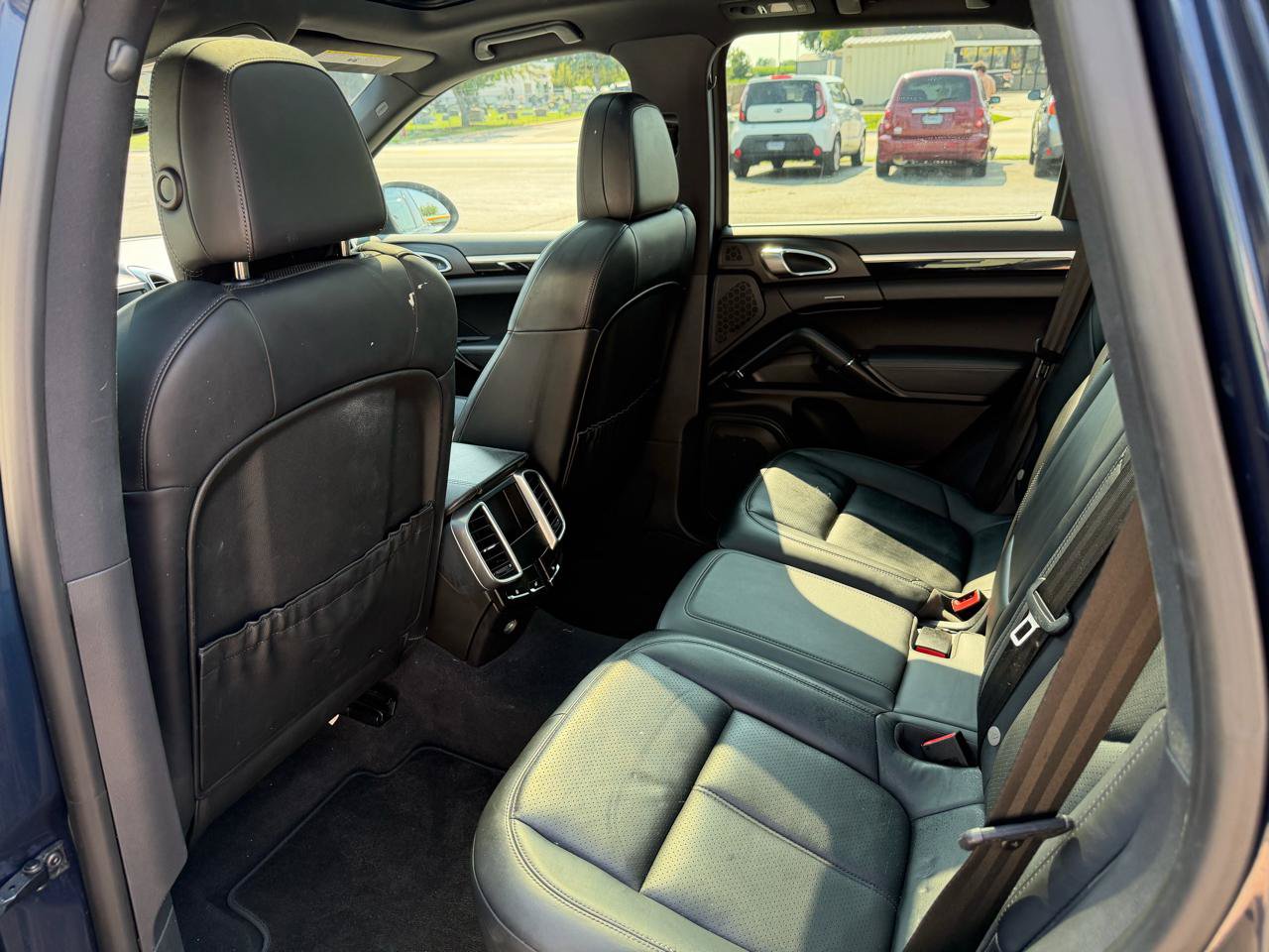 Used 2014 Porsche Cayenne AWD/4WD image 13