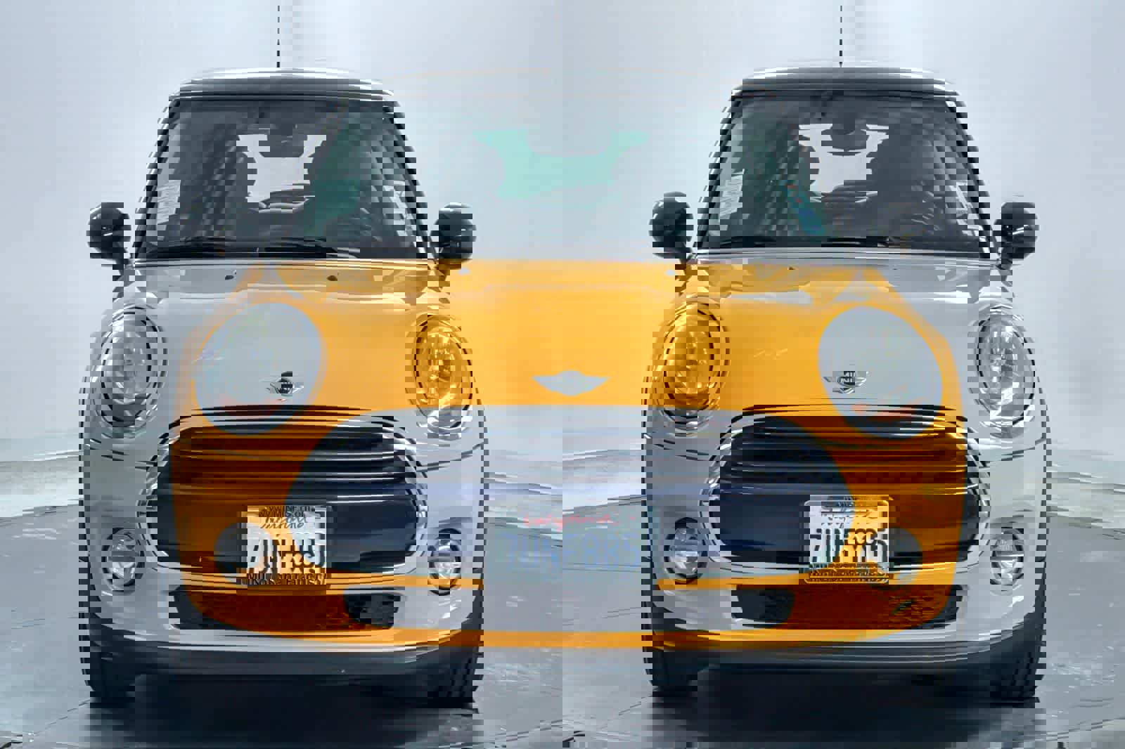 Used 2016 MINI Cooper 2-Door Hardtop image 10