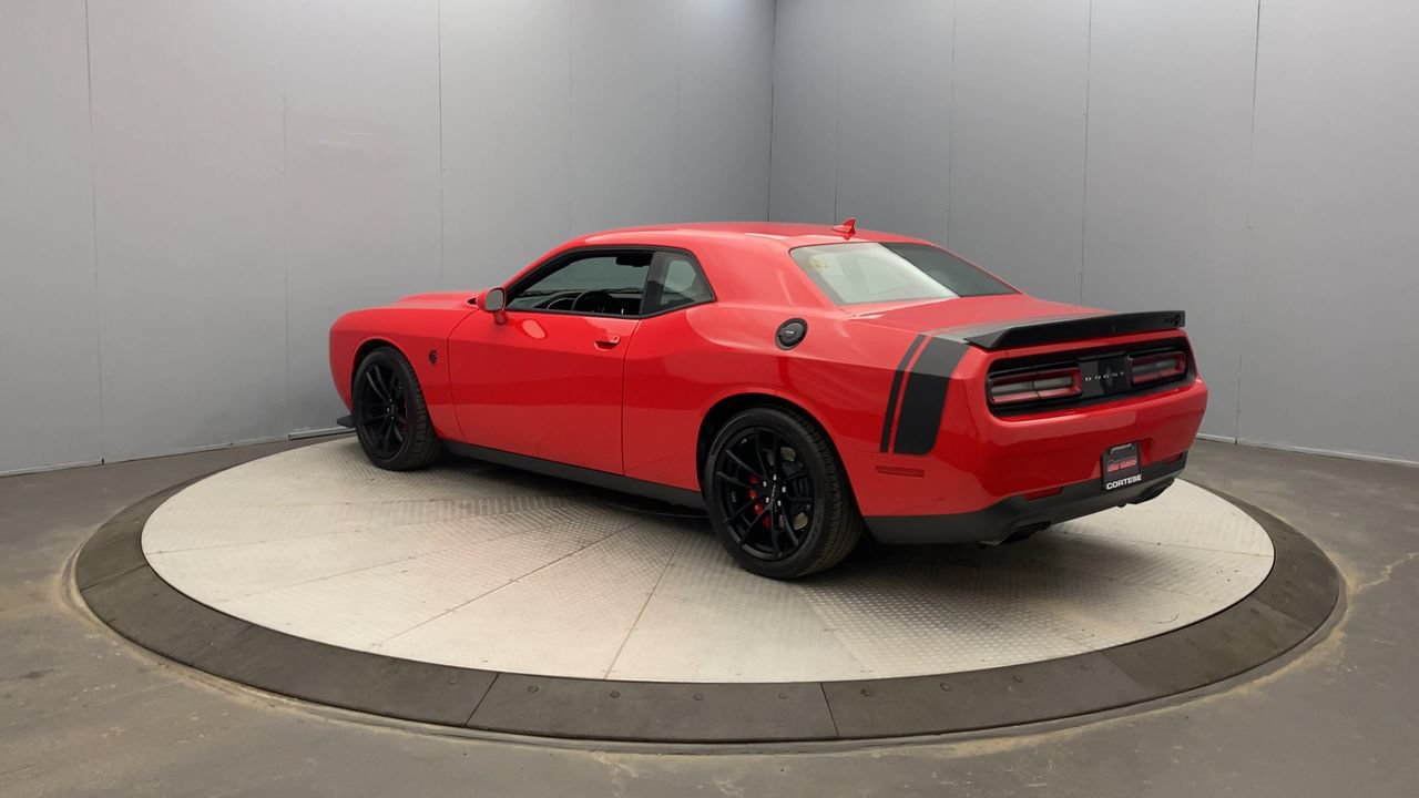 Used 2023 Dodge Challenger SRT Hellcat RWD image 3
