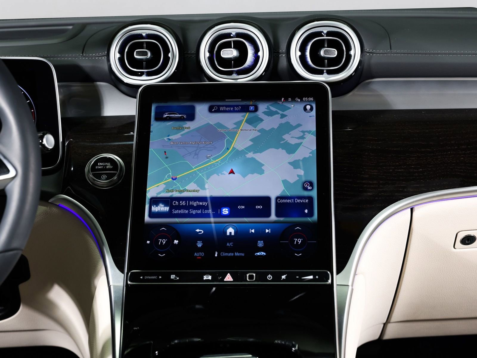 Used 2025 Mercedes-Benz GLC 300 4MATIC image 28