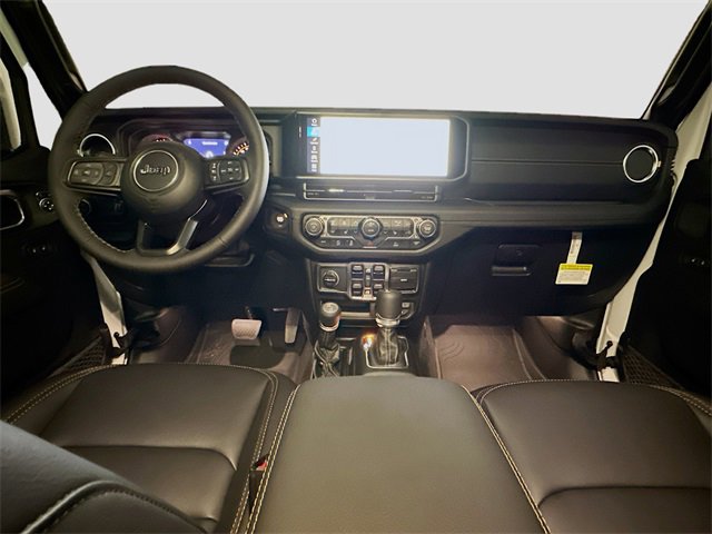 New 2025 Jeep Gladiator Sport image 6