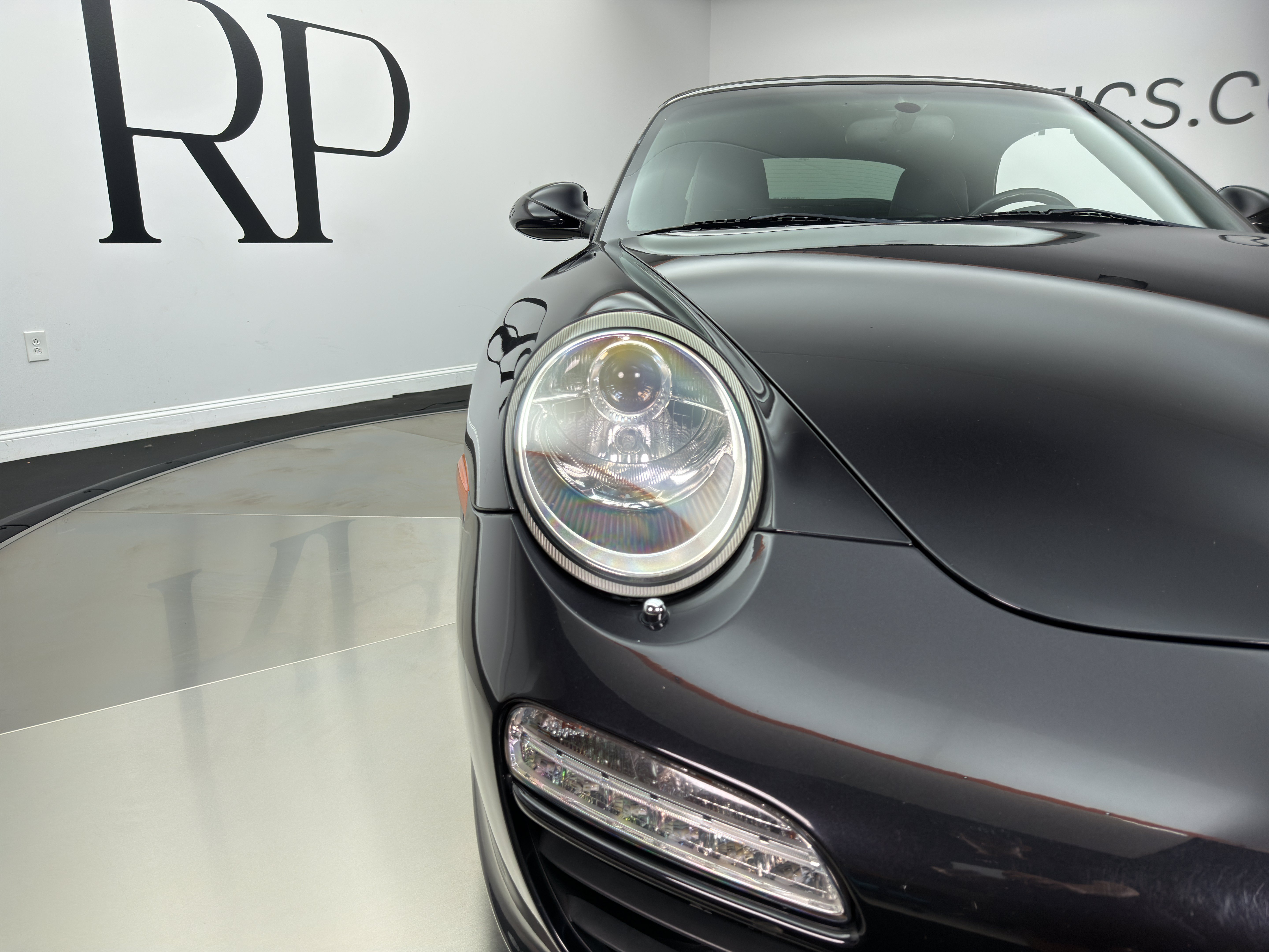 Used 2010 Porsche 911 Carrera S RWD image 21