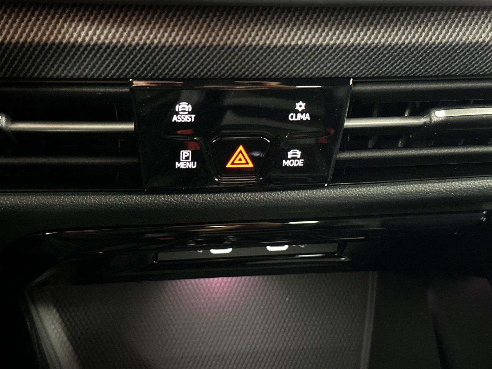New 2026 Volkswagen Golf w/ Euro Style Package AWD/4WD image 20