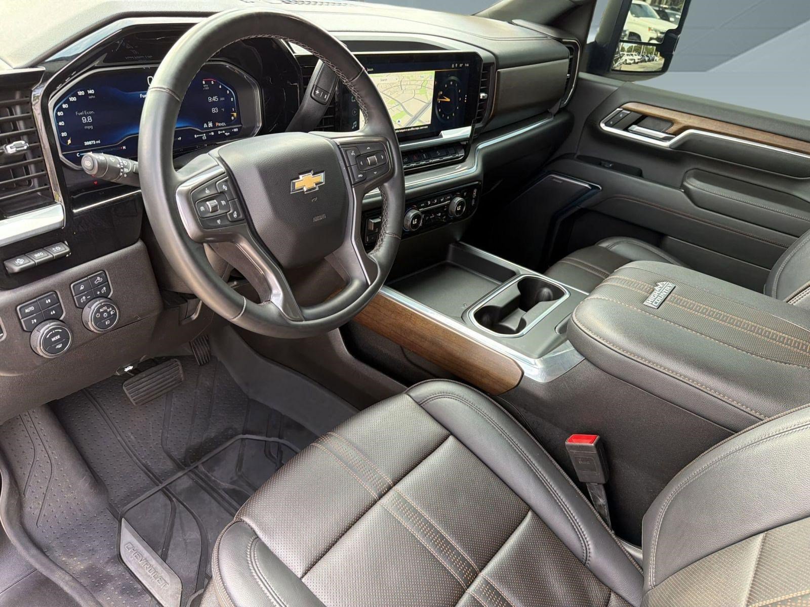 Certified 2024 Chevrolet Silverado 2500 High Country w/ Technology Package AWD/4WD image 4