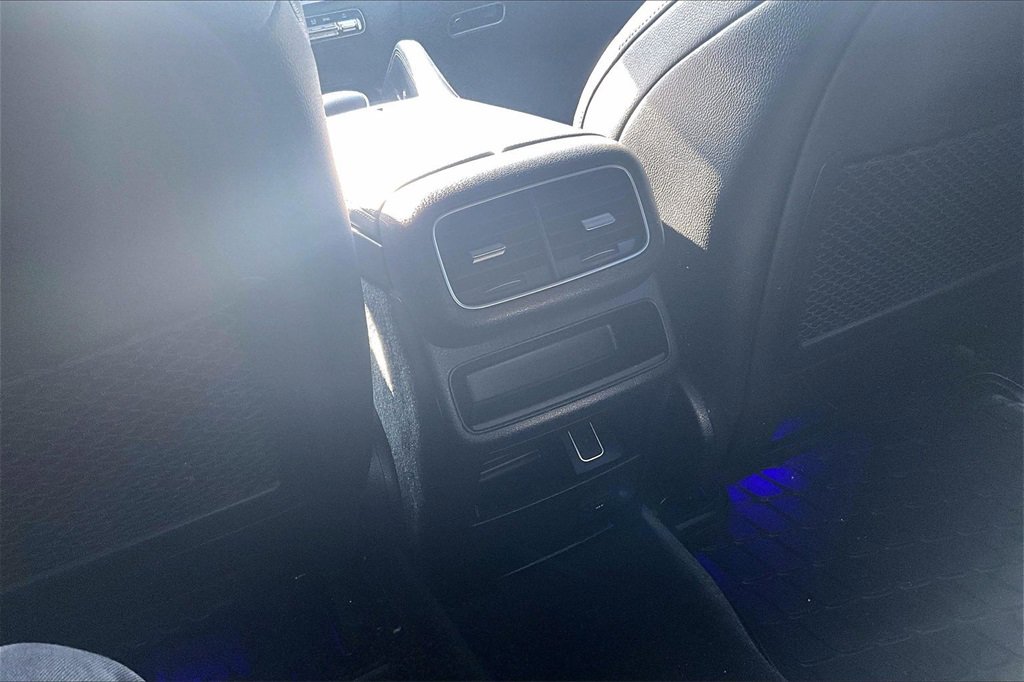 Used 2023 Mercedes-Benz GLE 350 4MATIC image 33