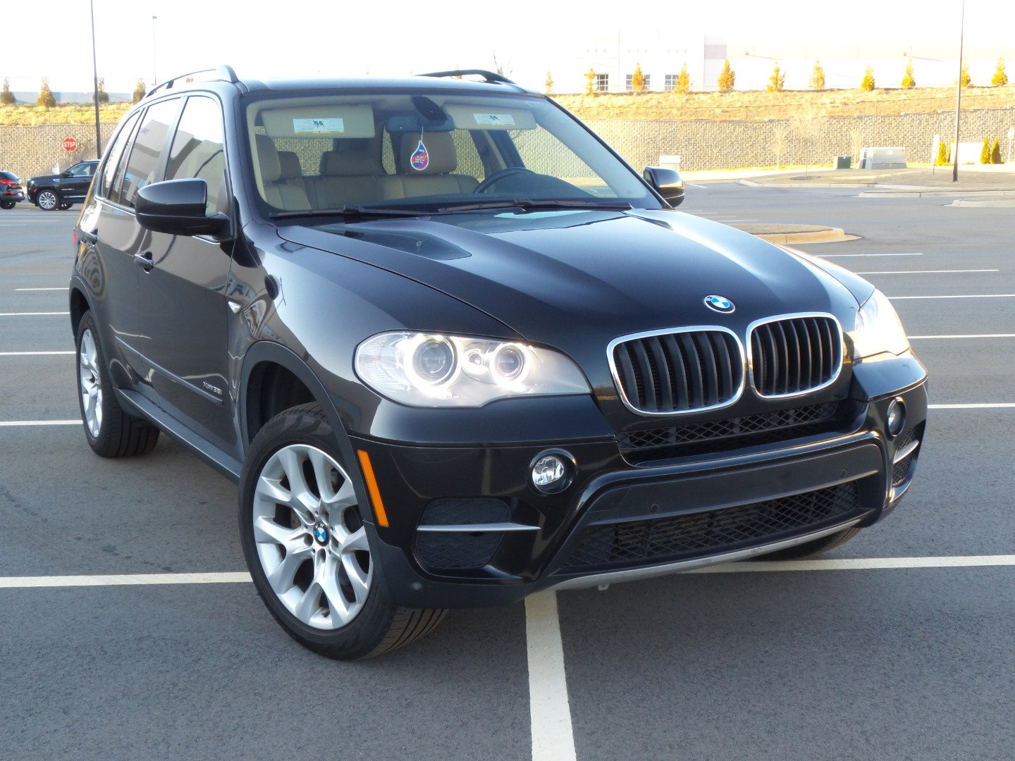 Used 2013 BMW X5 xDrive35i AWD/4WD image 1
