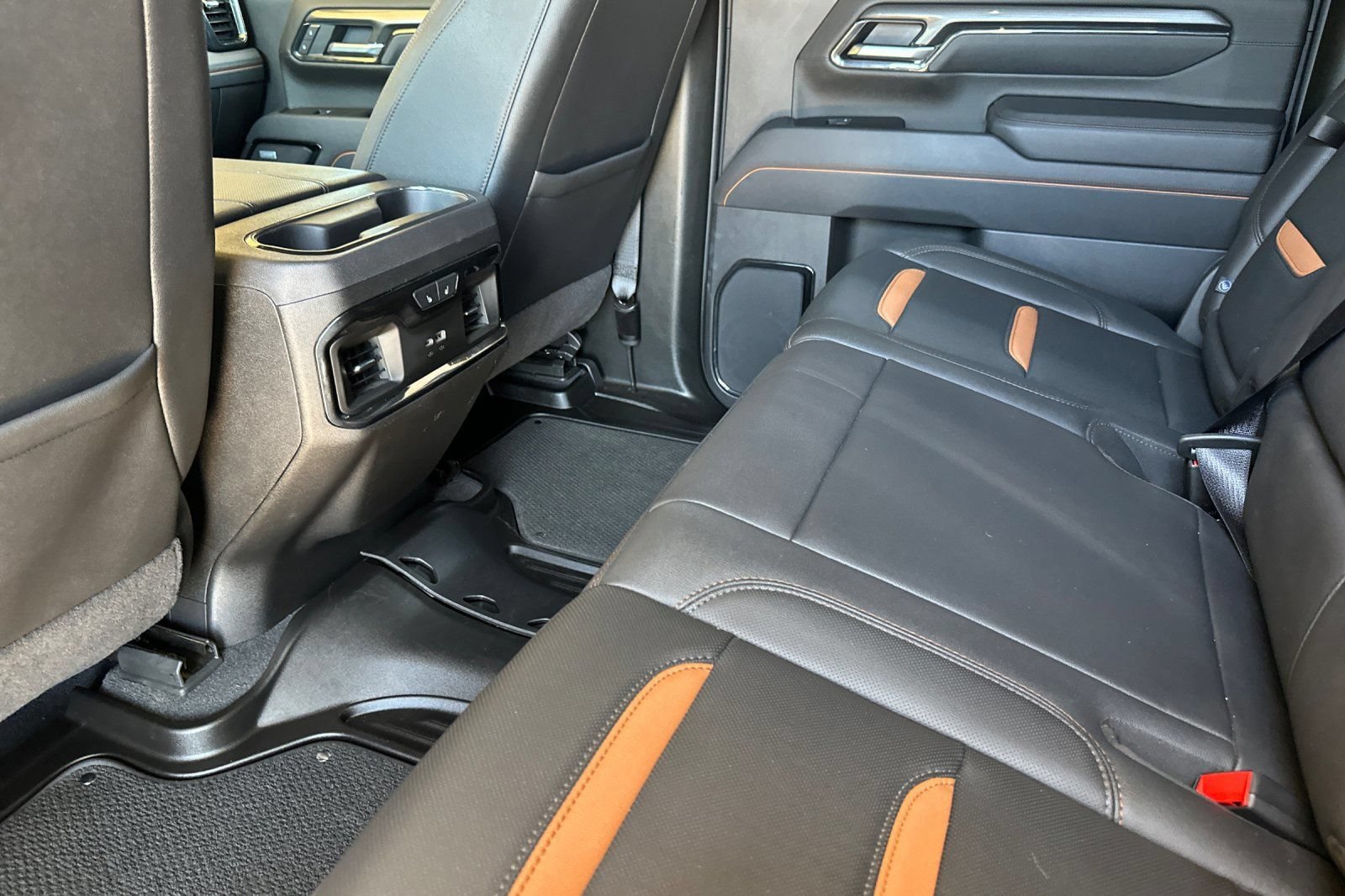 Certified 2025 GMC Sierra 2500 AT4 AWD/4WD image 13