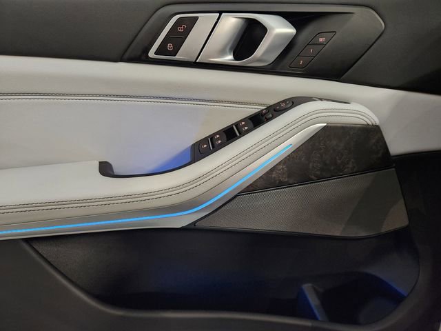 Used 2025 BMW X5 xDrive40i w/ Premium Package image 24