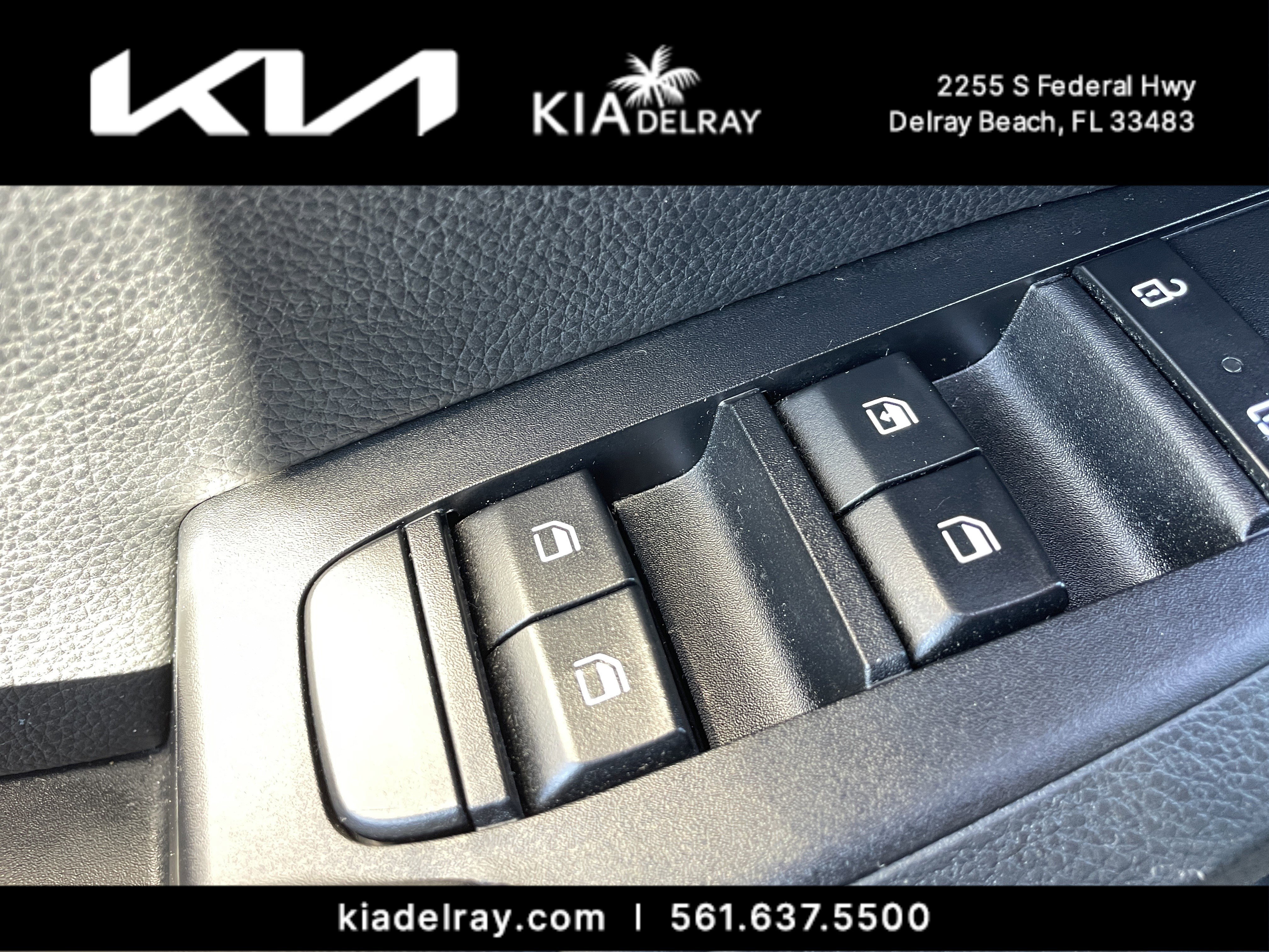 Used 2023 Kia Seltos S w/ Navigation Package image 15
