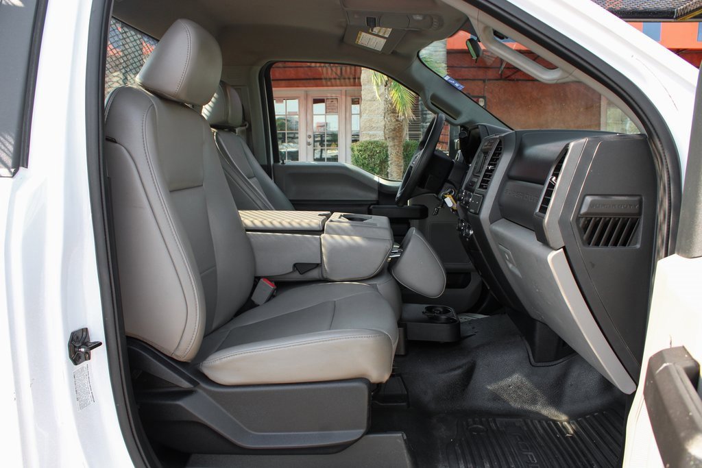 Used 2019 Ford F450 XL w/ Power Equipment Group image 32