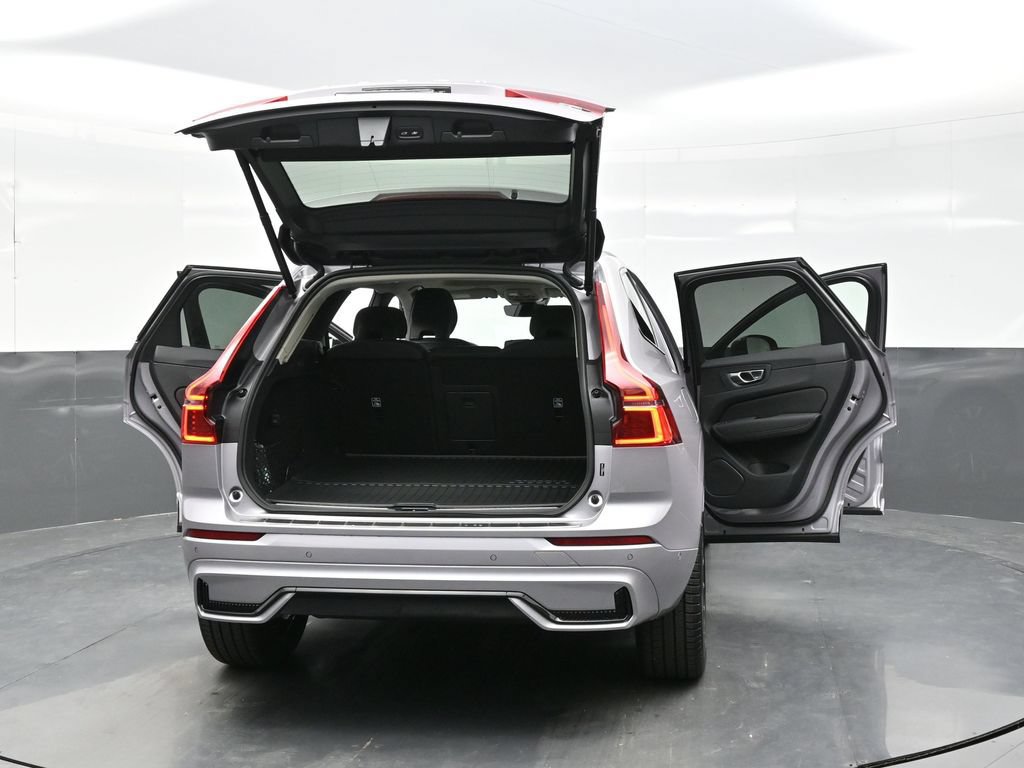 New 2027 Volvo XC60 T8 Ultra AWD/4WD image 45