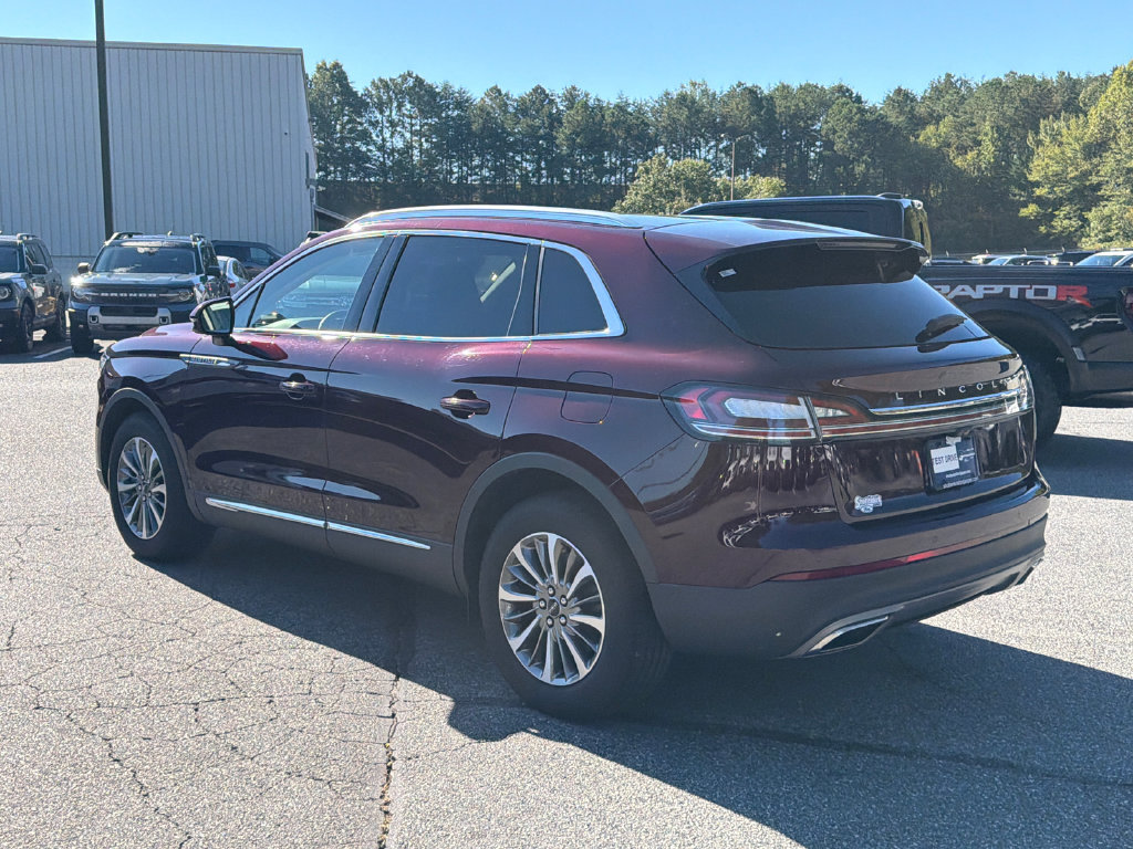 Used 2023 Lincoln Nautilus AWD w/ Premium Package image 5