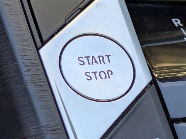 Used 2024 BMW 330e xDrive image 29