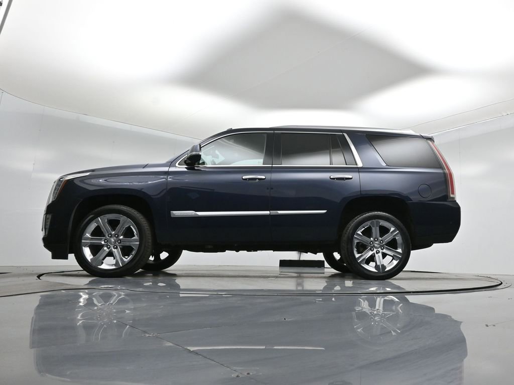 Used 2020 Cadillac Escalade Platinum image 8