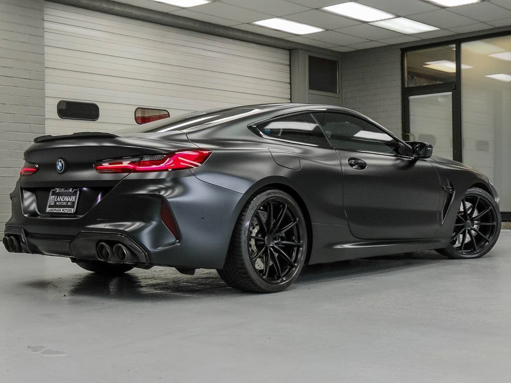Used 2023 BMW M8 Competition w/ M Carbon Exterior Package AWD/4WD image 33