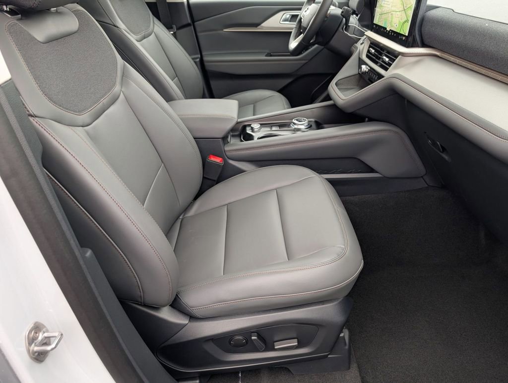 New 2026 Ford Explorer Active w/ Active Comfort Package image 52