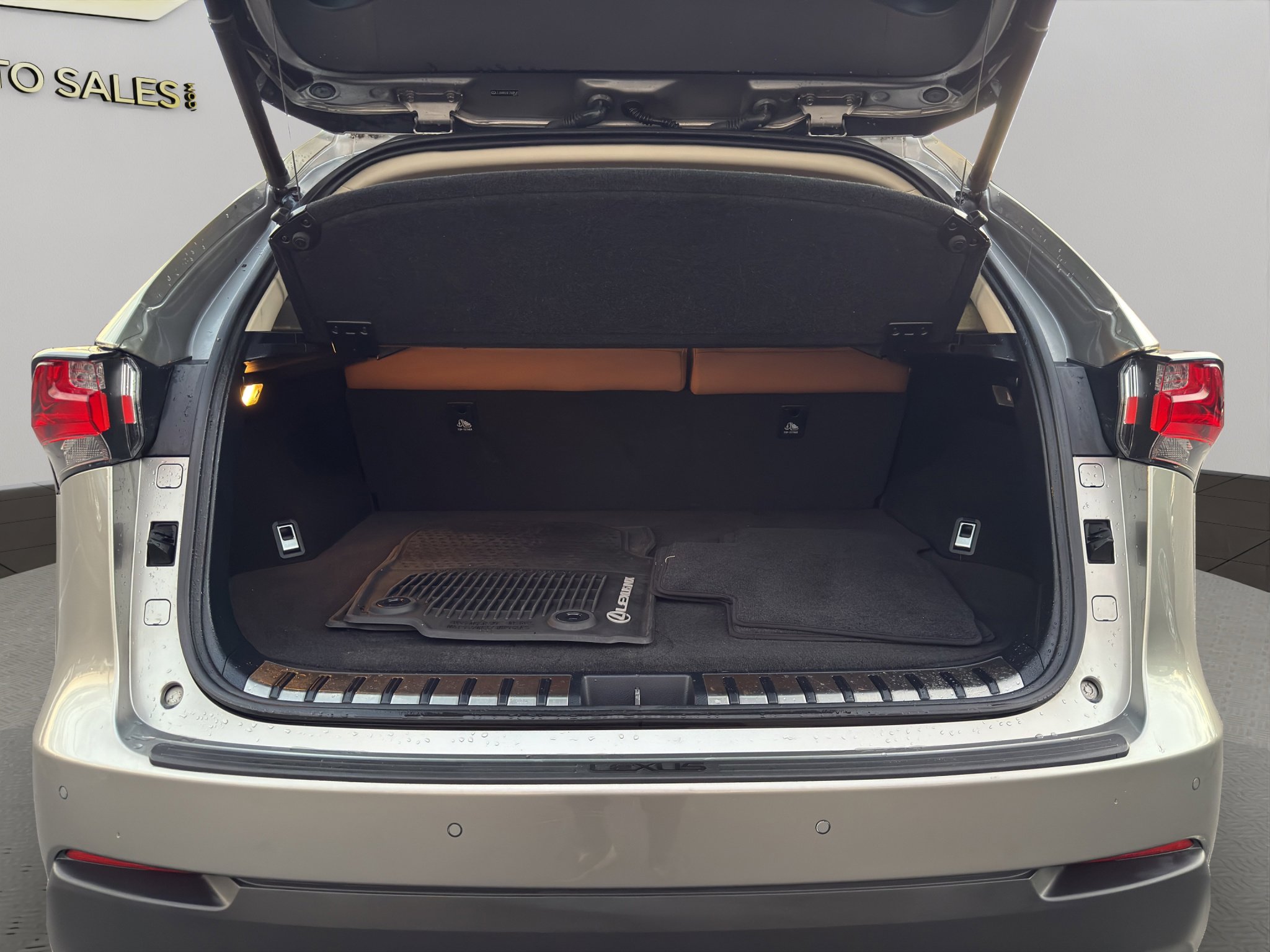 Used 2015 Lexus NX 200t AWD image 19