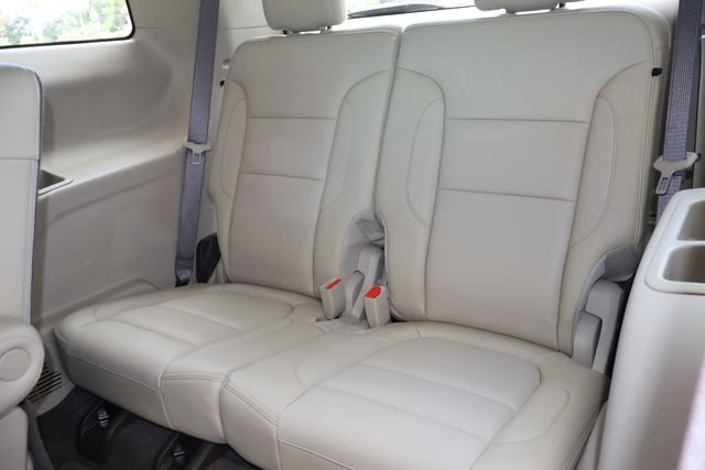 Used 2018 GMC Acadia Denali w/ Technology Package FWD image 14