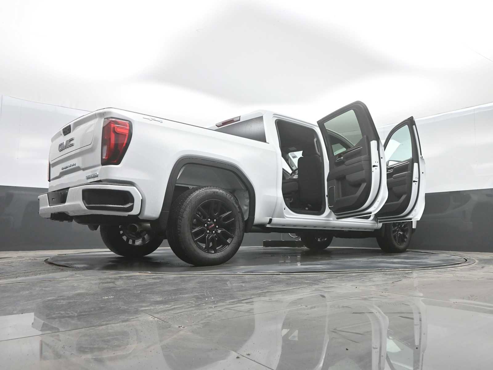 New 2026 GMC Sierra 1500 Elevation image 31