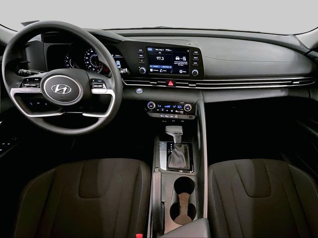 Used 2023 Hyundai Elantra SEL FWD image 14