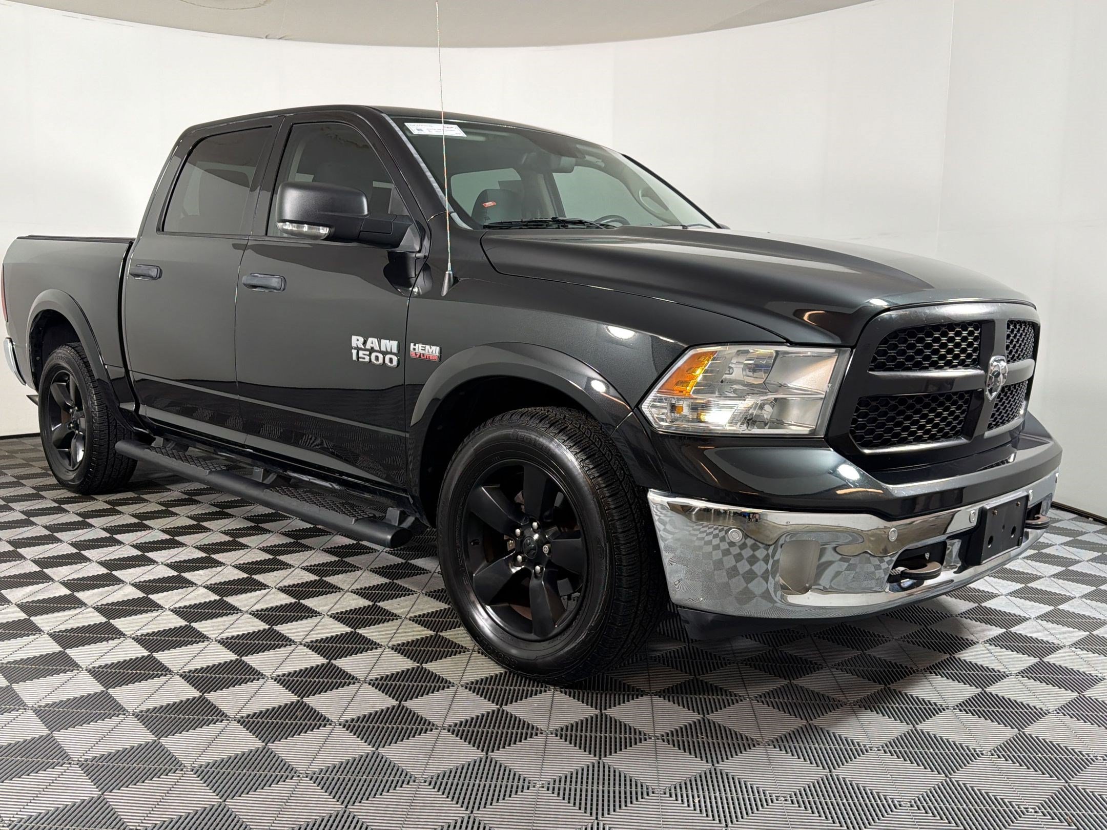 Used 2015 RAM 1500 Outdoorsman RWD image 24