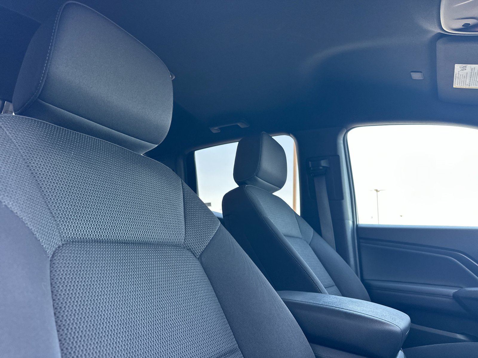 Used 2024 Chevrolet Colorado LT w/ LT Convenience Package RWD image 16