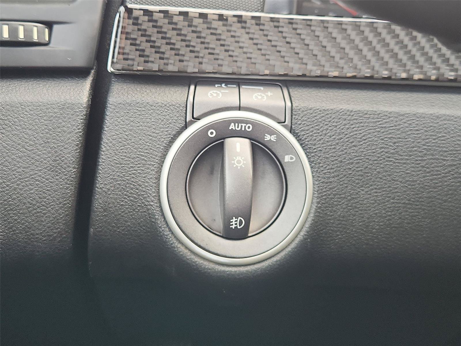 Used 2009 Pontiac G8 w/ Premium Package RWD image 15