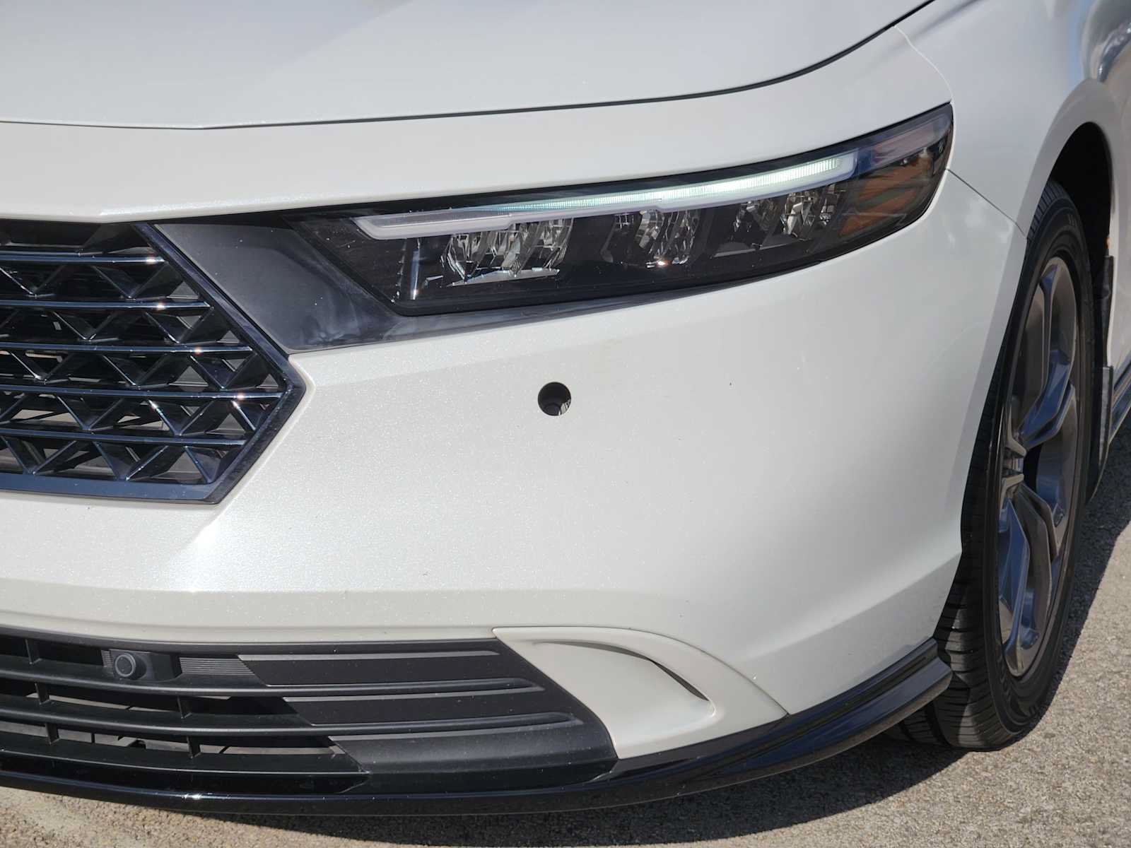Used 2024 Honda Accord EX-L image 7