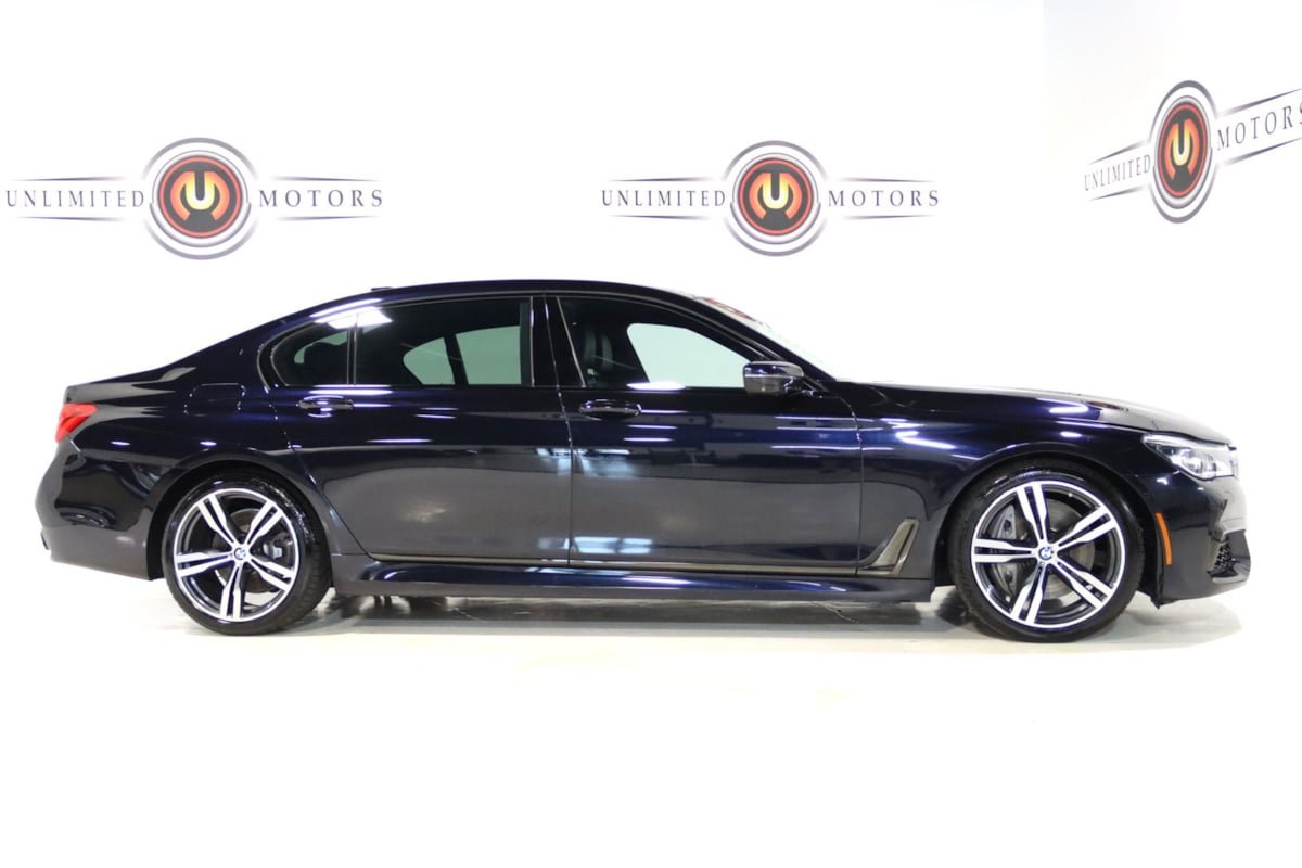 Used 2019 BMW 750i RWD image 5