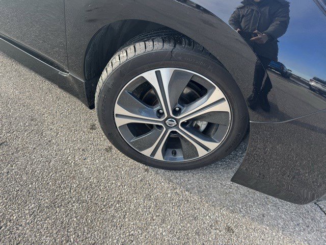 Used 2020 Nissan Leaf SV w/ SV Technology Package image 35