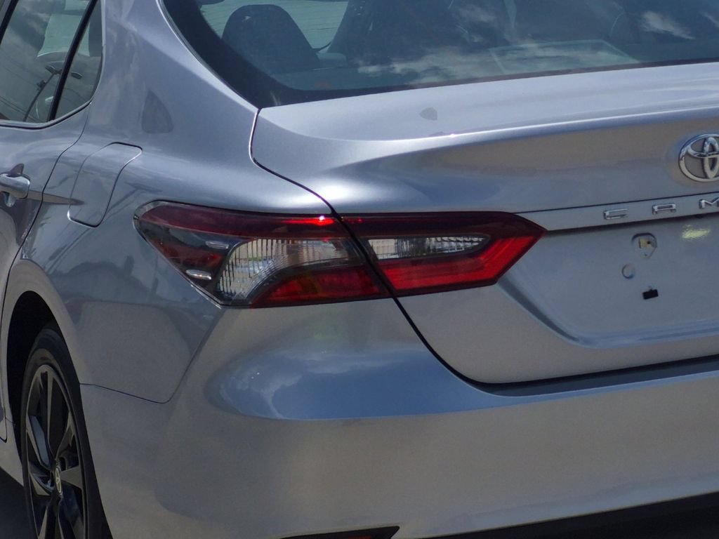 Used 2024 Toyota Camry LE w/ Convenience Package FWD image 28