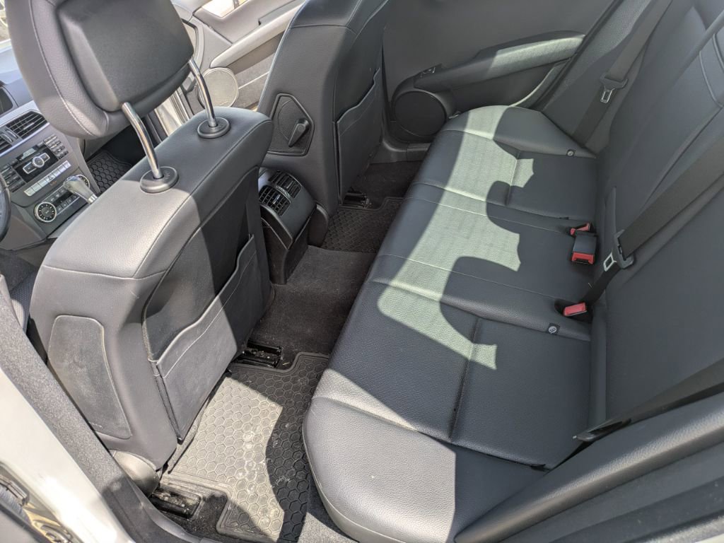 Used 2014 Mercedes-Benz C 300 4MATIC Sedan image 10