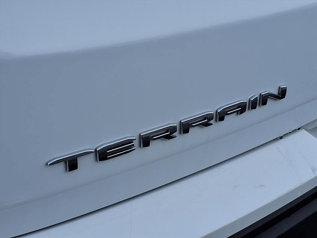 Used 2024 GMC Terrain SLE image 20