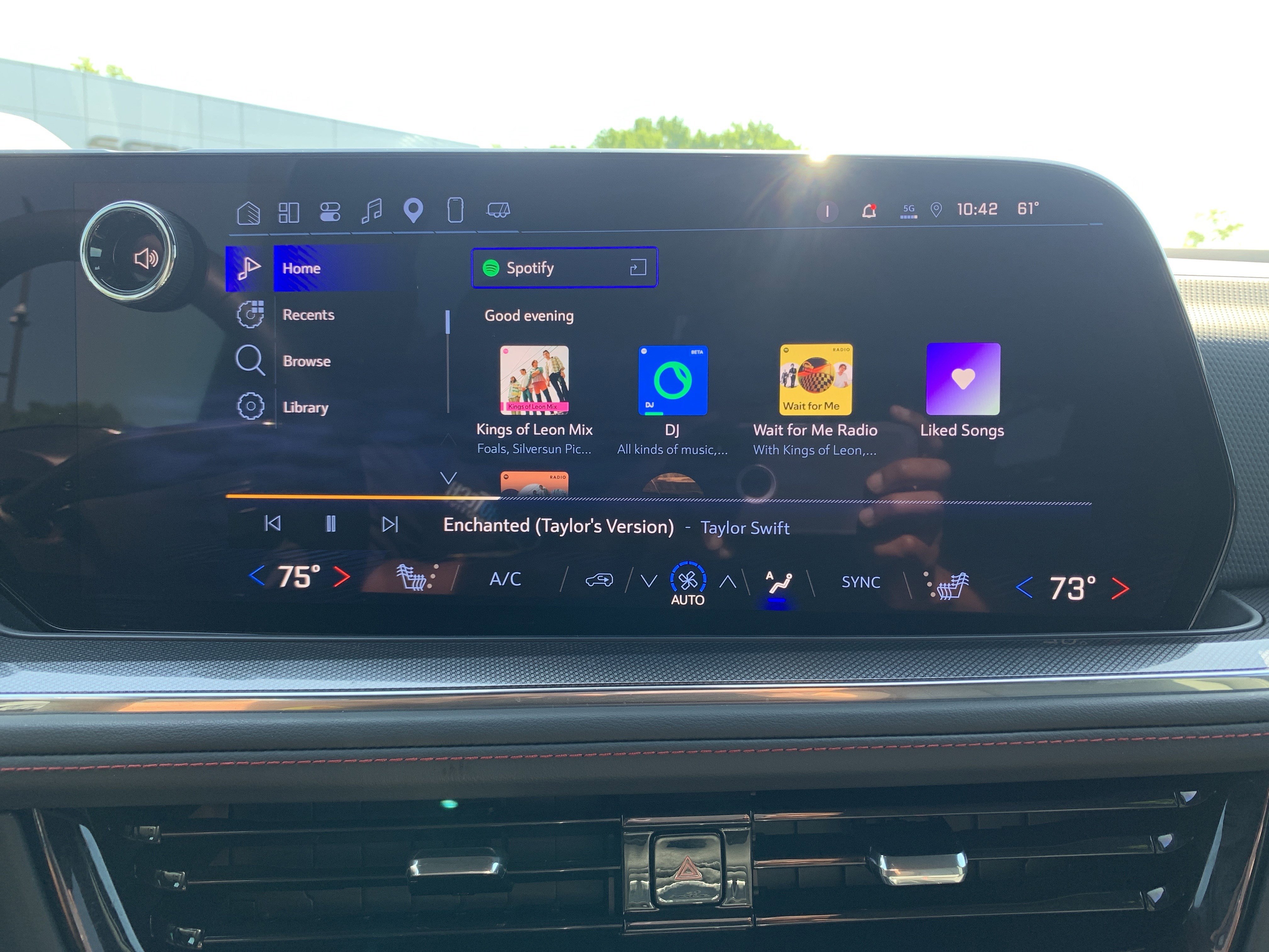 Used 2025 Chevrolet Tahoe RST w/ Advanced Technology Package AWD/4WD image 23