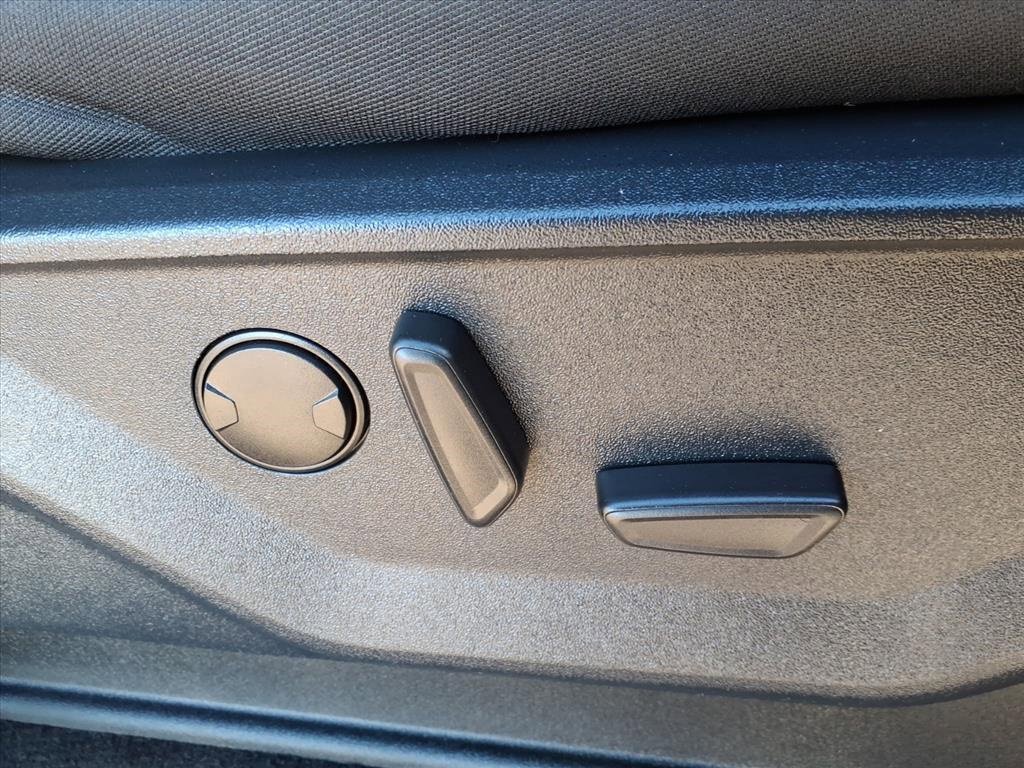 Used 2022 Ford F150 XLT w/ Equipment Group 302A High image 13