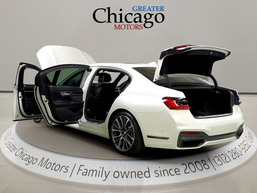 Used 2022 BMW 750i xDrive w/ Executive Package AWD/4WD image 9