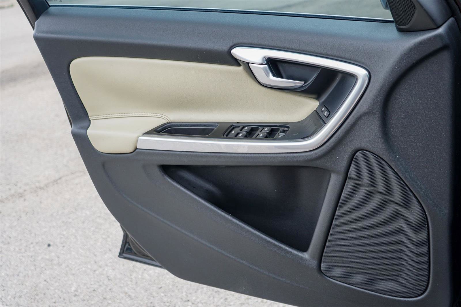 Used 2013 Volvo S60 T5 image 21