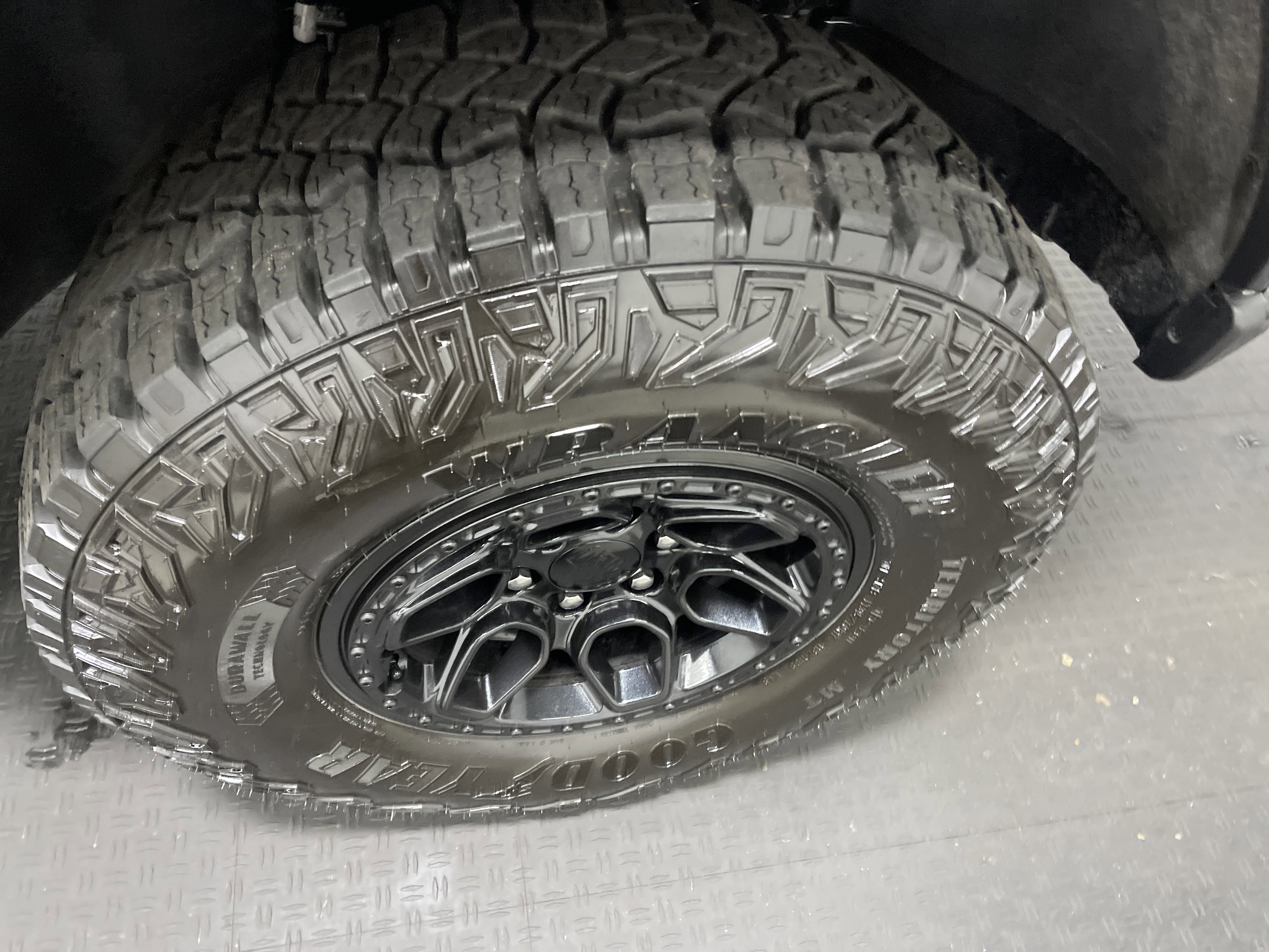 Used 2026 Chevrolet Colorado ZR2 w/ ZR2 Bison Edition image 26