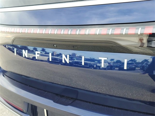 Used 2025 INFINITI QX80 Pure image 6