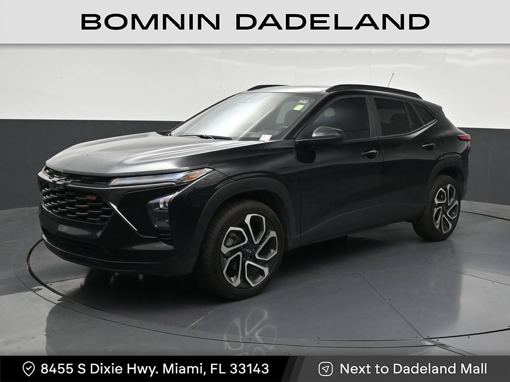 Used 2025 Chevrolet Trax RS w/ Sunroof Package FWD video 1