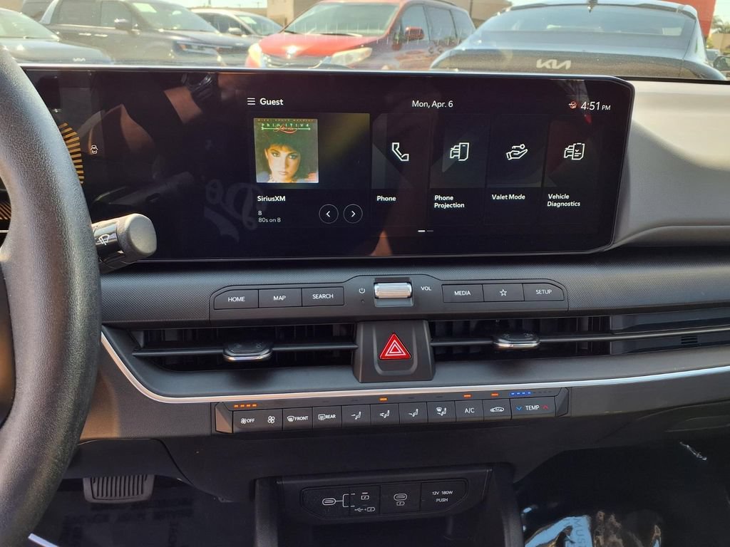 Used 2025 Kia K4 FWD image 19
