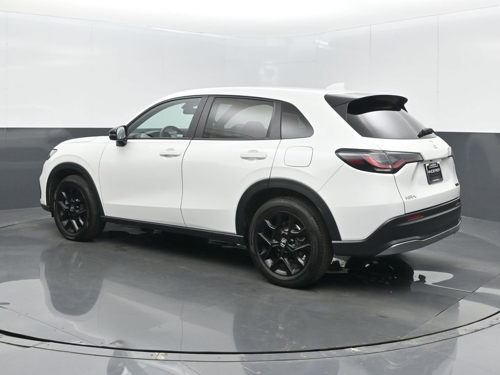 Certified 2023 Honda HR-V Sport image 16