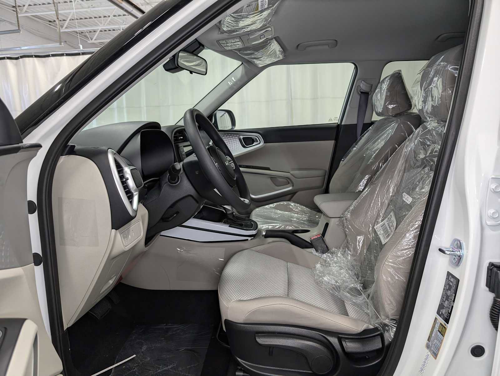 New 2025 Kia Soul LX image 4