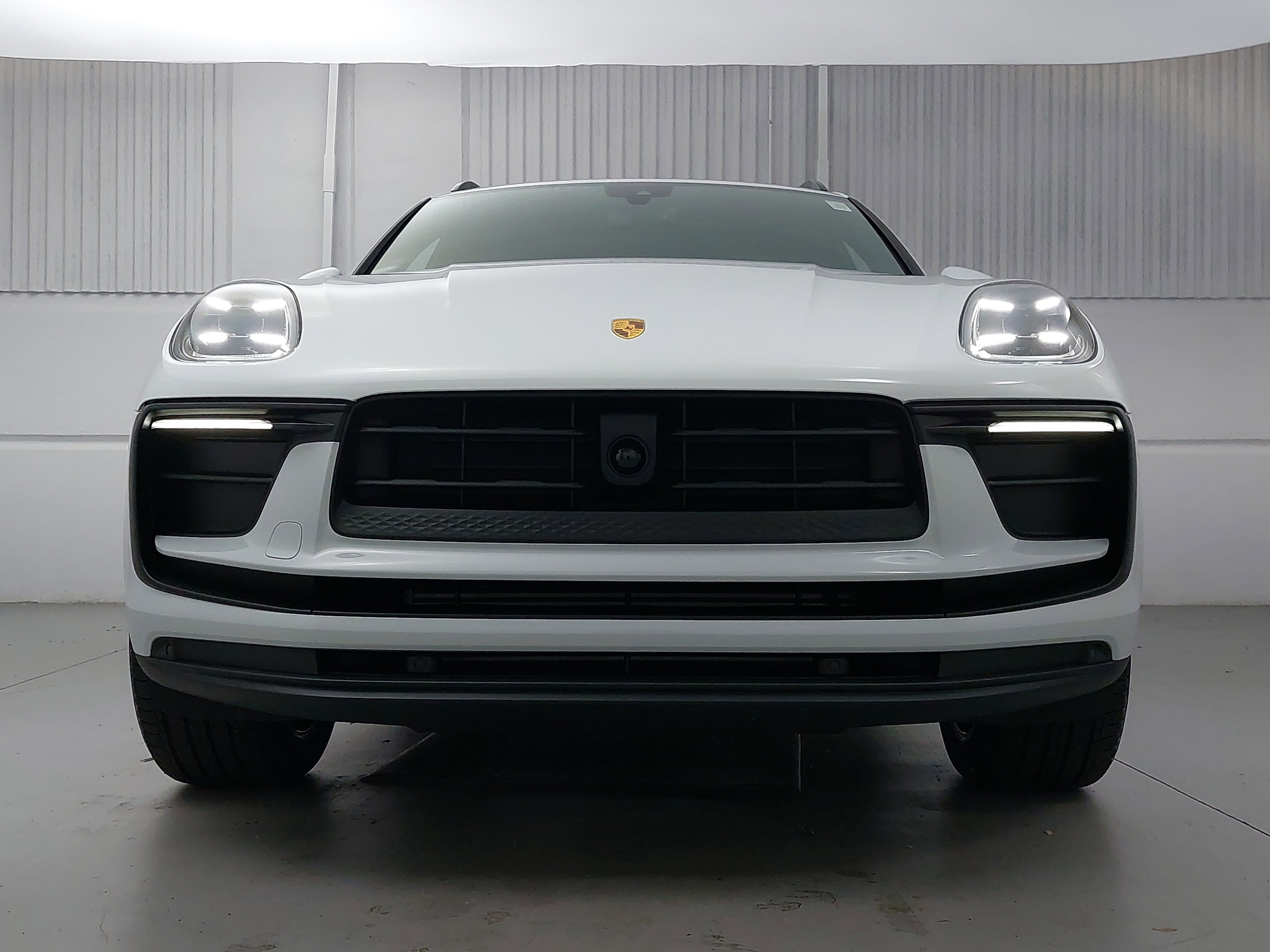 New 2026 Porsche Macan image 10