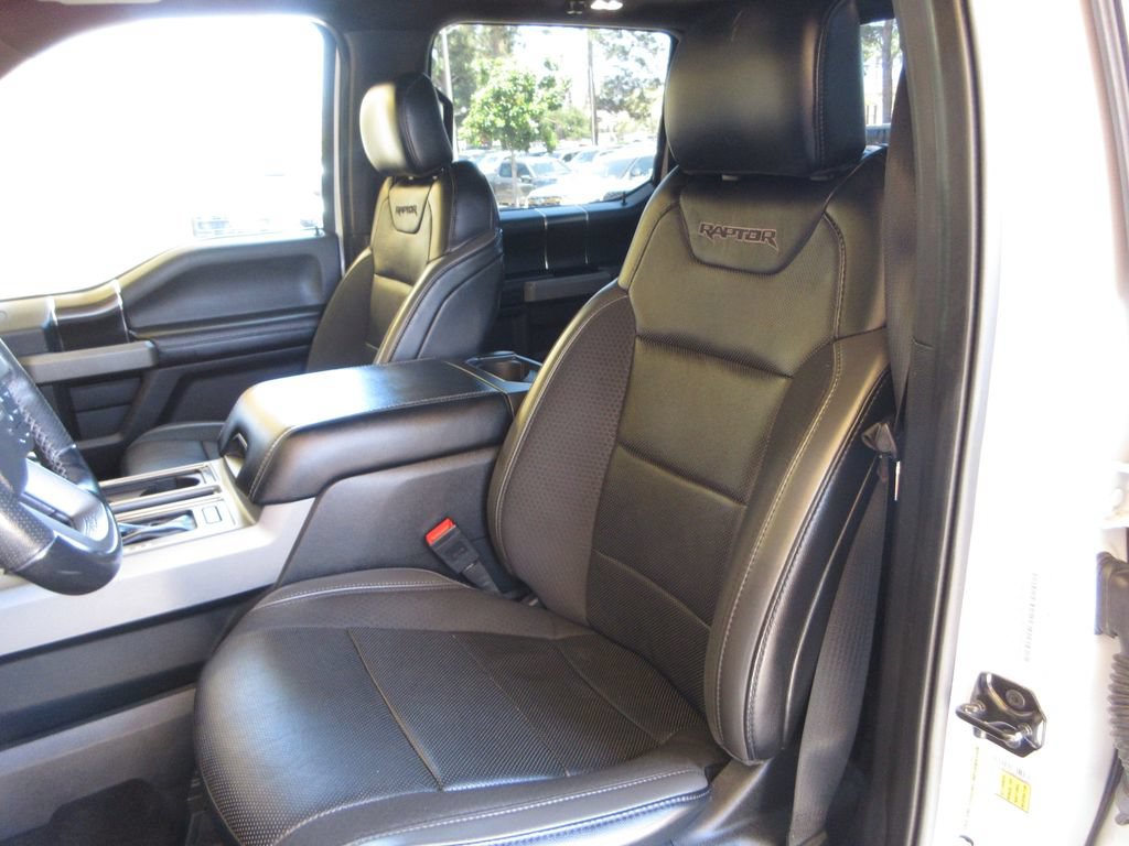 Used 2019 Ford F150 Raptor w/ Equipment Group 802A Luxury AWD/4WD image 11