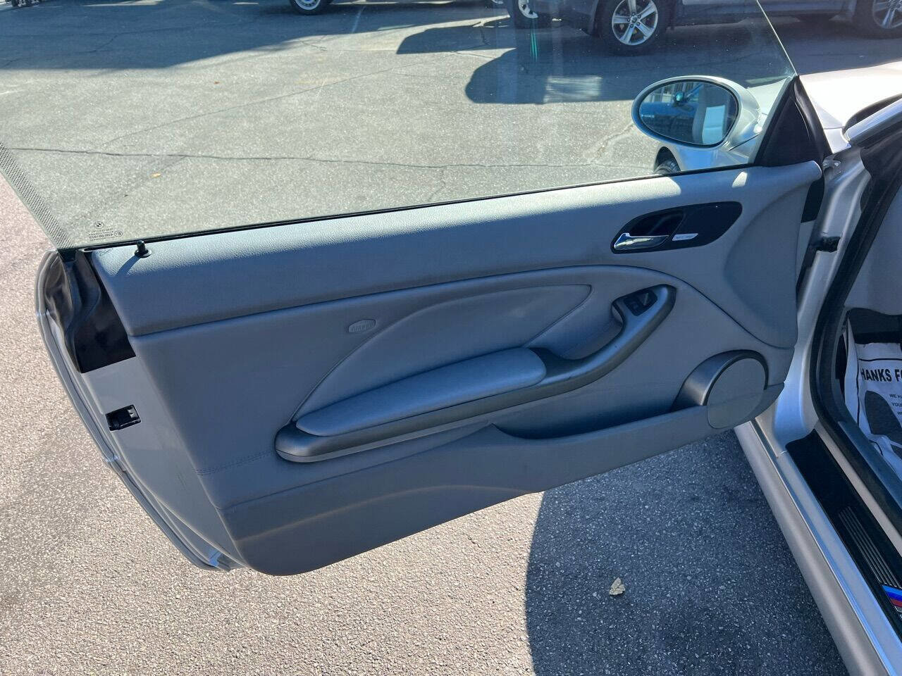 Used 2002 BMW M3 Convertible image 10