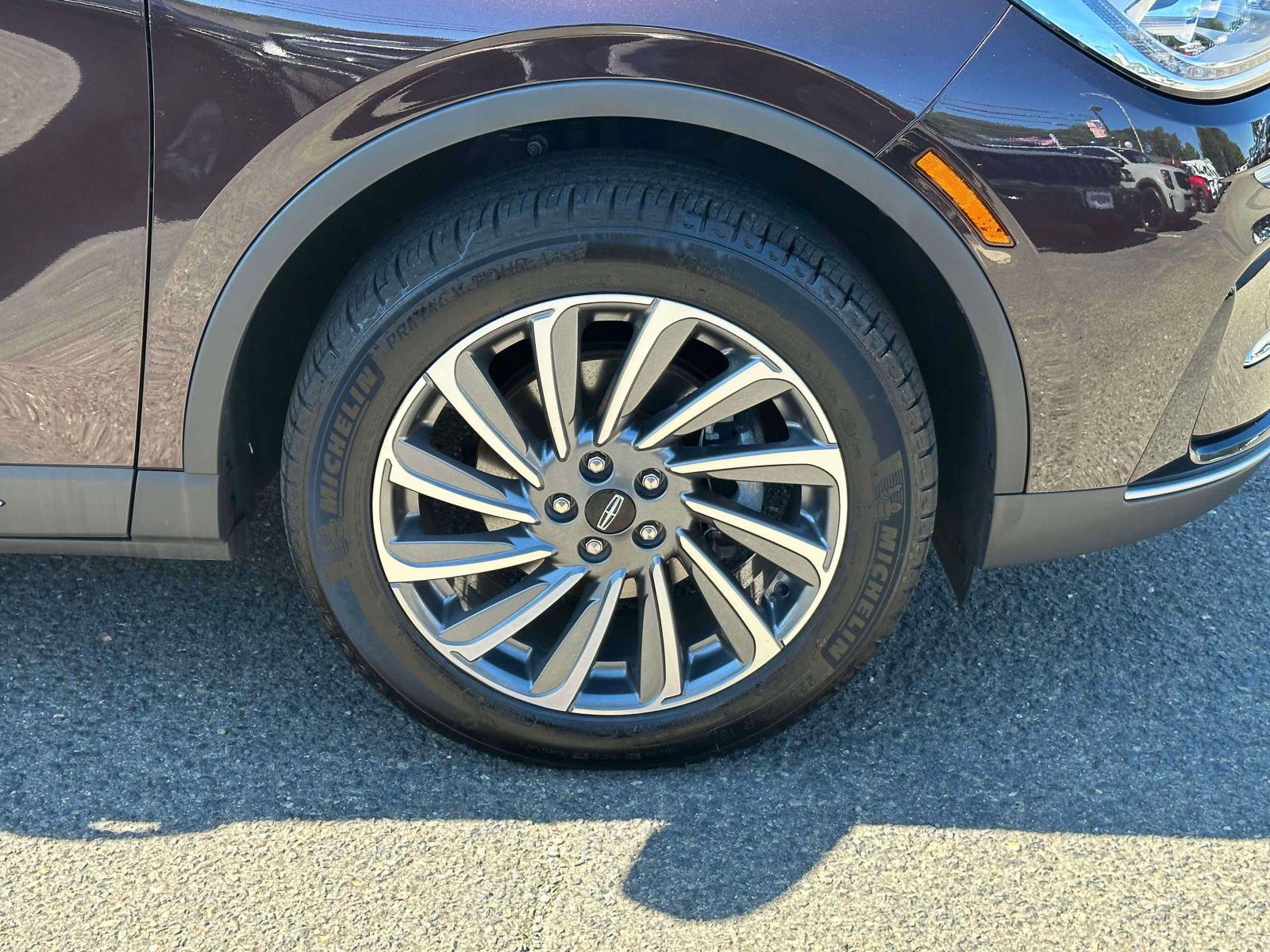 Used 2023 Lincoln Corsair Reserve w/ Equipment Group 201A image 6