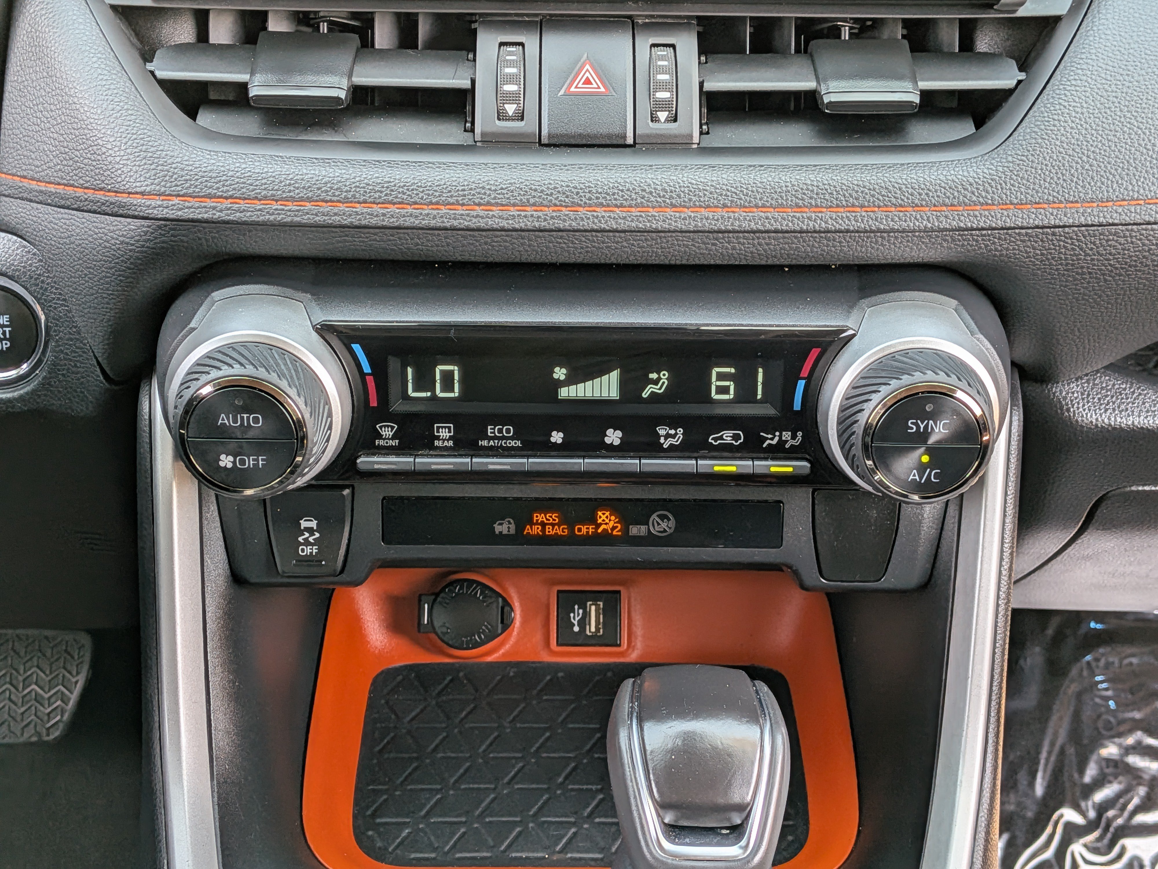 Used 2024 Toyota RAV4 Adventure AWD/4WD image 27