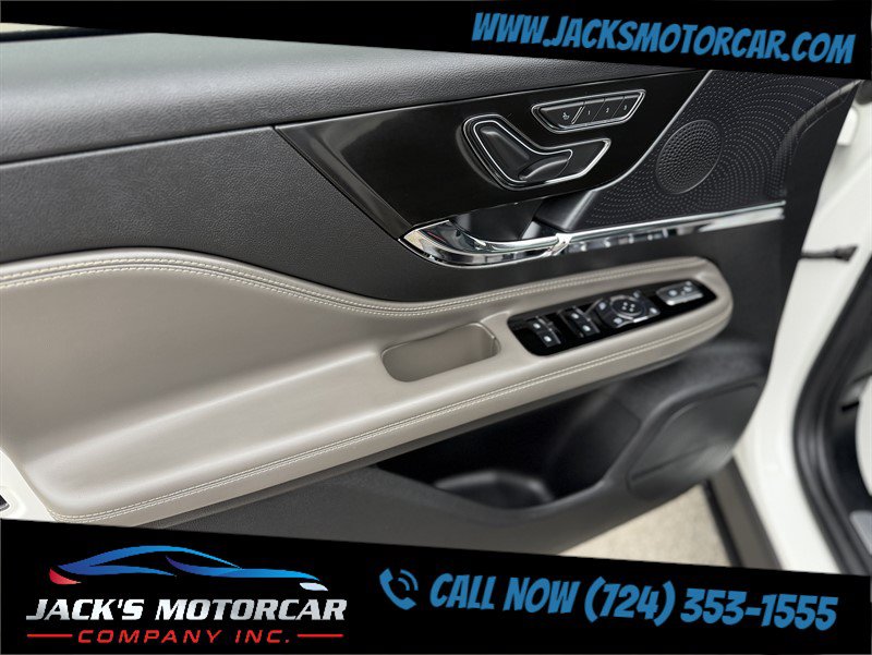 Used 2024 Lincoln Corsair Reserve w/ Equipment Group 201A AWD/4WD image 28