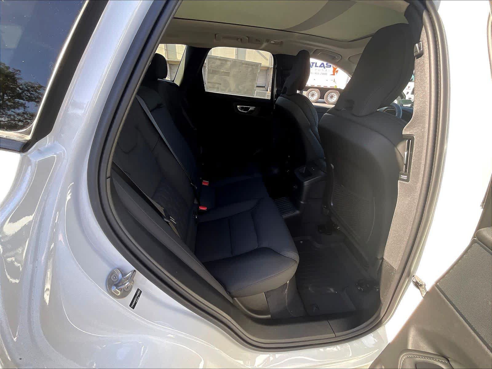 New 2026 Volvo XC60 T8 Plus w/ Climate Package AWD/4WD image 27